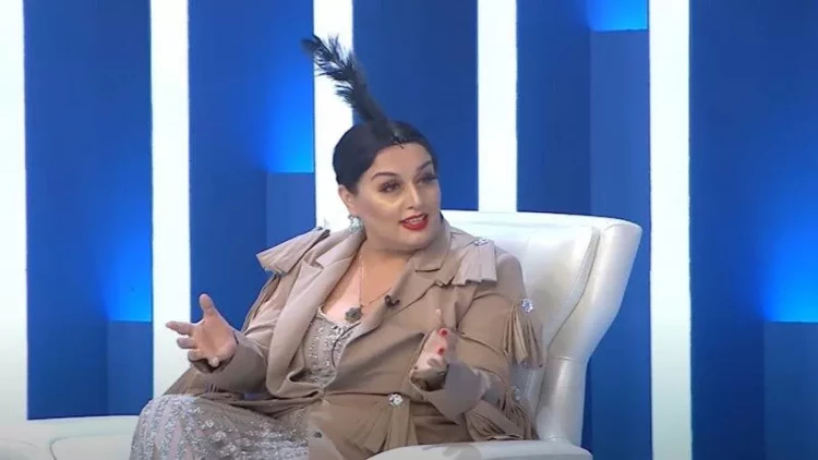 Elza: “Məcbur etdilər ki, “Tikim sizin ağzınızı” şeirini yazım” – VİDEO