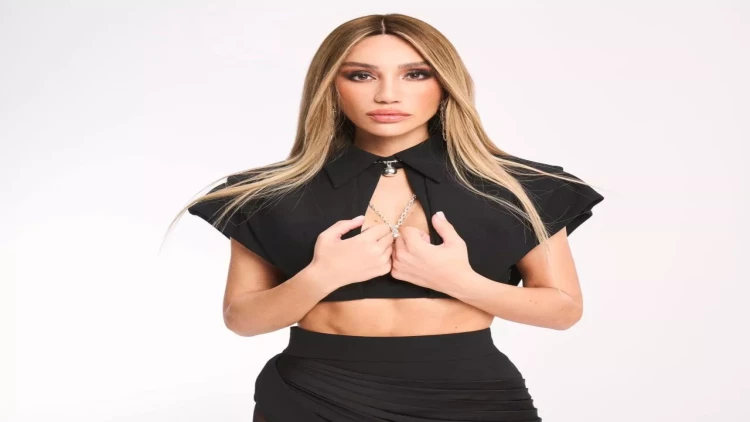 Röya yeni fotosessiyası ilə HEYRAN ETDİ - FOTO