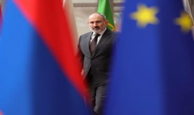 Qərbdəki ağaları Ermənistanı uçuruma aparır