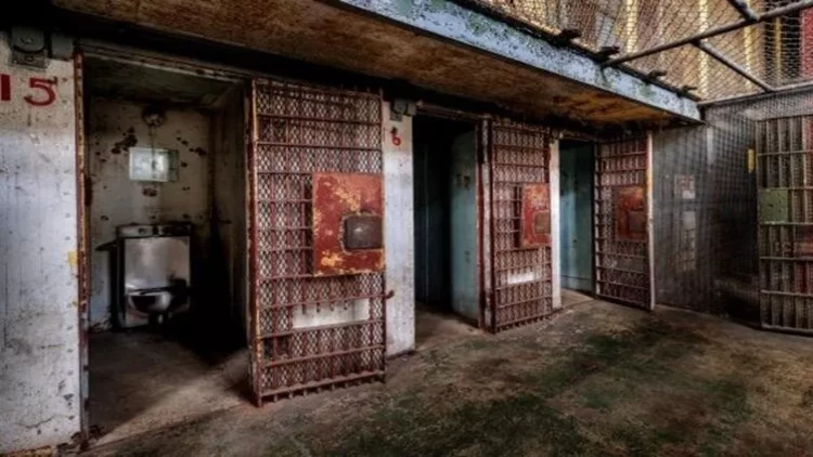 “Ölüm adası” – qətllərin sayına görə REKORD vuran həbsxana - FOTOlar