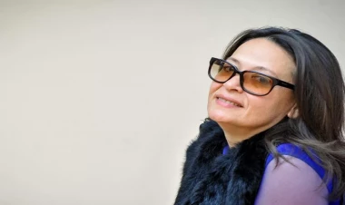 Stilist Anar 38 il sonra Mehriban Xanlarovanın imicini DƏYİŞDİ - VİDEO