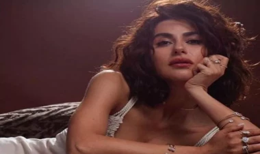 Nəsrin sevgilisi ilə paparatsilərə yaxalandı - FOTOlar