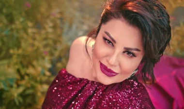 Nüşabə İlhaməyə efirdə bahalı qızıl bilərzik verdi - VİDEO