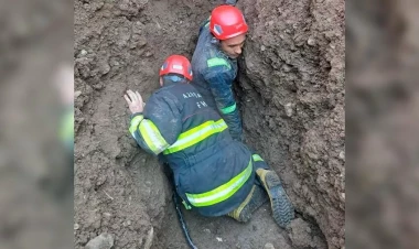 Füzulidə torpaq uçqunu: 1 nəfər xilas edildi - VİDEO