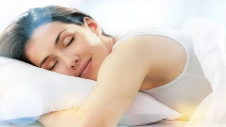 DİQQƏT! Yatarkən bu paltarları geyinməyin