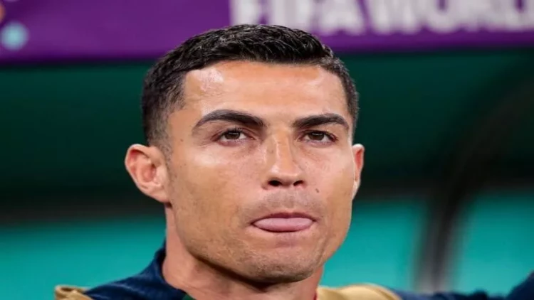 Ronaldo qəzəblənib, ədəbsiz hərəkət edib - VİDEO