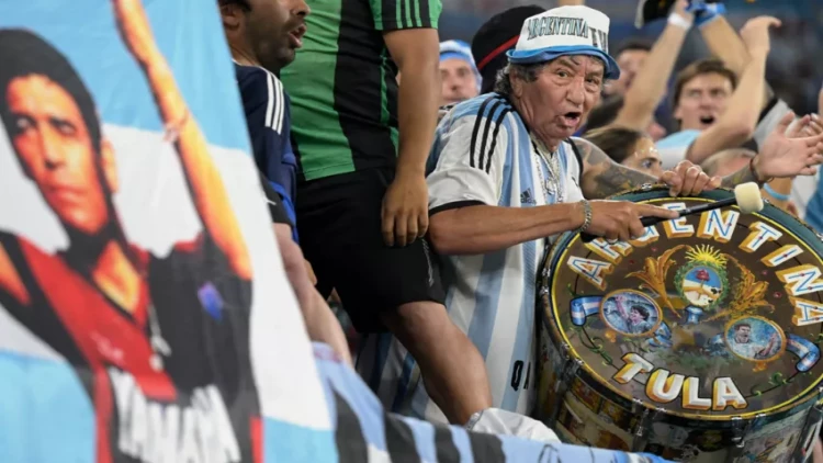 Argentina millisinin əfsanəvi azarkeşi vəfat etdi