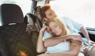 Masazırda taksi sürücüsü ərli qadınla sevgili oldu, onun qızı ilə... – ŞOK təfərrüat