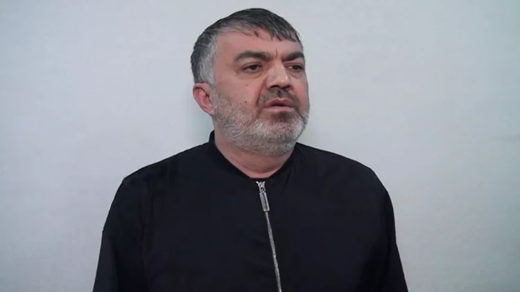 50 yaşlı kişi xaricdən gəlib 17 yaşlı qızı qaçırdı - FOTO