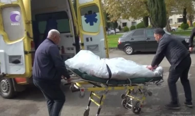 Həkim əməliyyat zamanı 60 yaşlı kişinin bağırsağını kəsib? - VİDEO