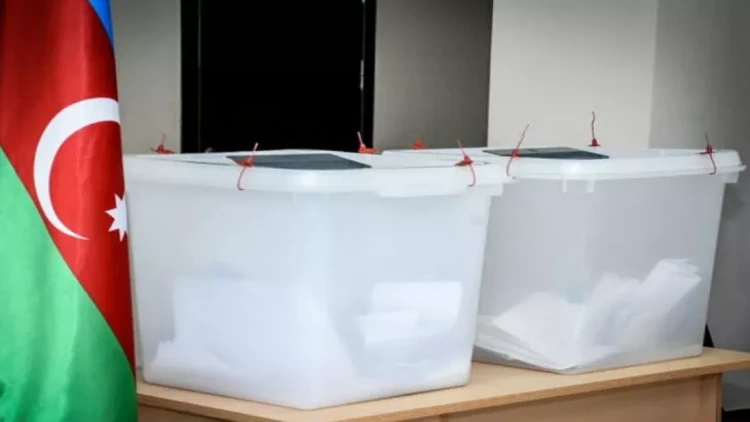 102 yaşlı seçici: “7 fevralda sərbəst şəkildə səs verəcəm”