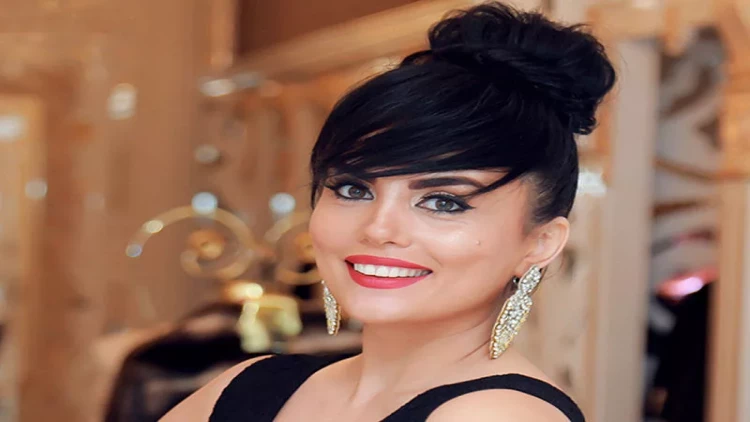 Çiçəyə aylardır 101 gül göndərən kimdir? - VİDEO