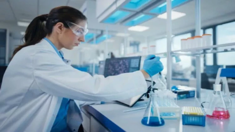 Dünyada ölümcül xəstəlikdən sağalan ilk insan oldu