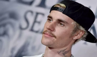 Castin Biberin arvadı ilə səmimi görüntüləri yayıldı - FOTO