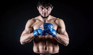 “Bizi ləkələmək istəyirlər” - Tofiqdən saxlanılmasına reaksiya