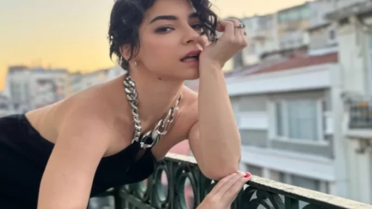 53 gün evli qalıb boşanan aktrisa əri ilə barışdı - FOTOlar