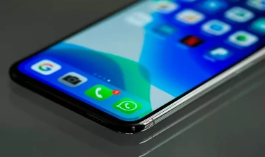 “WhatsApp” yazışmalarınız başqaları tərəfindən oxuna bilər - Belə başa düşə bilərsiniz...