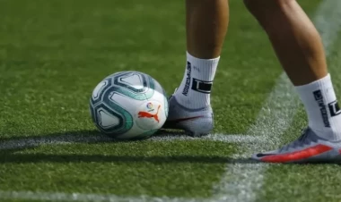 Əfsanəvi futbolçunun oğlu Madrid klubunda - FOTO