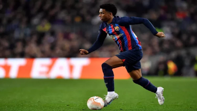 16 yaşlı futbolçudan REKORD