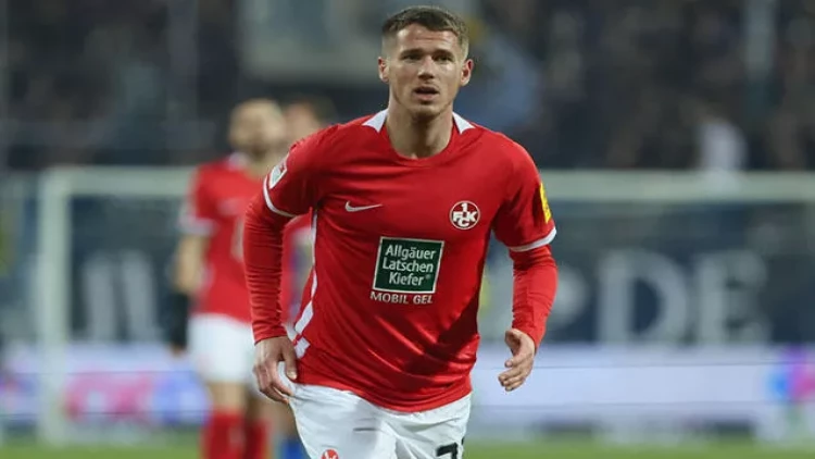 Karyerasını 31 yaşında başa vurdu