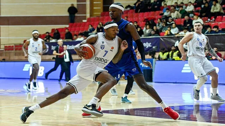 “Xəzri”dən rahat, “Xırdalan”dan sürpriz qələbə