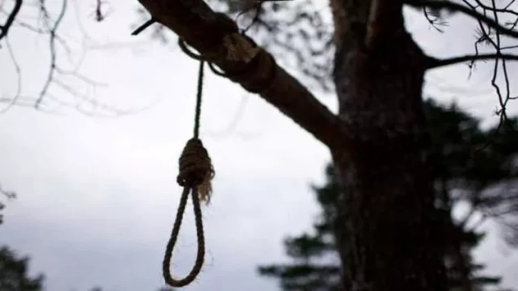 İki uşaq atası intihar etdi