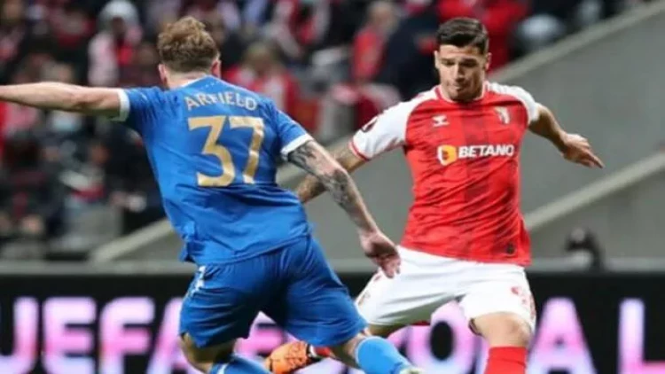 “Qarabağ”ın rəqibi daha bir futbolçusu ilə yolları ayırdı