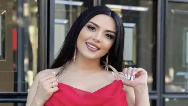 Vəfa ilk dəfə QIZINI GÖSTƏRDİ - VİDEO