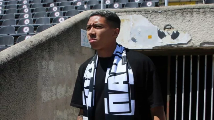 “Fənərbağça” “Neftçi”nin sabiq hücumçusuna təklif göndərib