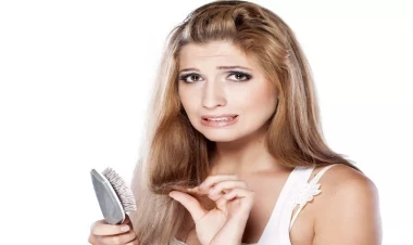 Saçların rənginə görə xəstəliklər: sarışın, qaraşın, qumral...