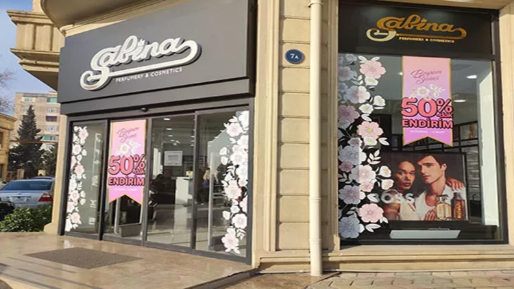 Bakıda məşhur mağazalar şəbəkəsi bağlandı - FOTO