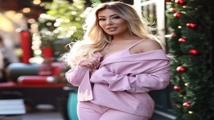 “Özünə sərt qaydalar qoymalısan” deyən rəqqasə ombasını nümayiş etdirdi -  VİDEO