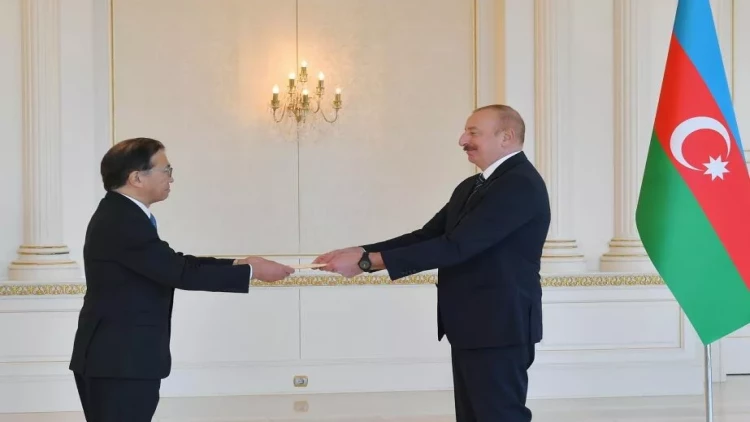 İlham Əliyev Yaponiyanın Azərbaycandakı yeni səfirini qəbul edib - VİDEO - FOTO