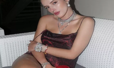 Uşaq serialının ulduzu qala gecəsinə çılpaq gəldi - Qalmaqal - FOTO