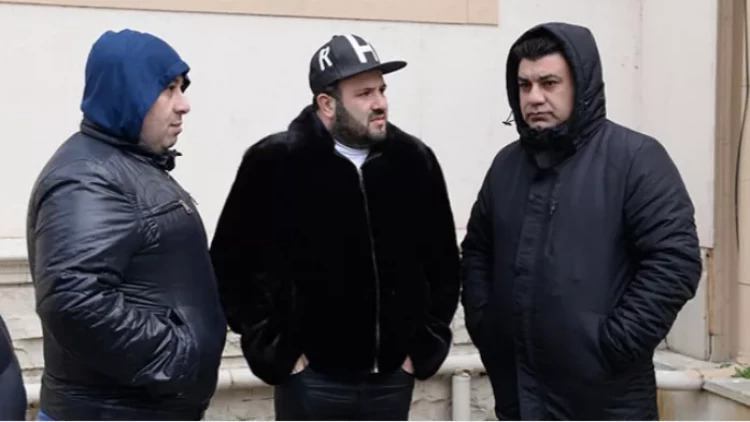 Onlardan başqa vida mərasiminə gələn olmadı - FOTO