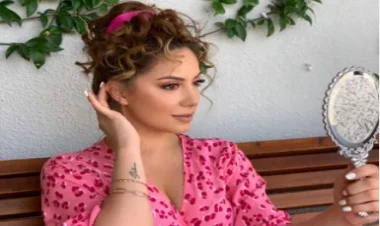 Ayandan sevgi etirafı: 