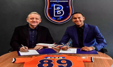 Super Liqa klubu braziliyalı yarımmüdafiəçi ilə gücləndi