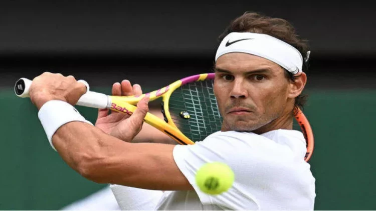 Böyük tennisə qayıtdı