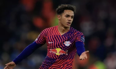 “Liverpul” onu vaxtından əvvəl geri qaytardı