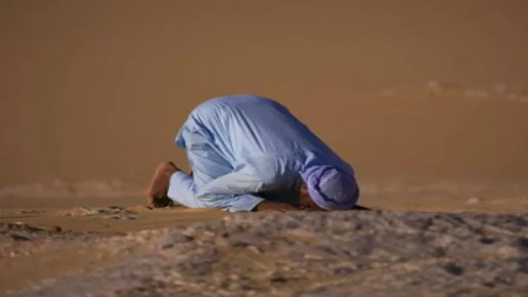 Kimlərin namazı qəbul olmaz?