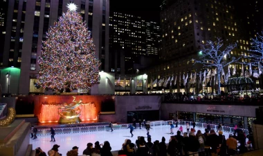 Dünyanın ən böyük Milad ağacı burada İŞIQLANDIRILIB