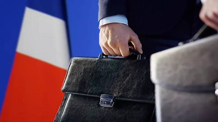 Bakı 2 fransız diplomatı ölkədən qovur - TƏFƏRRÜATLAR