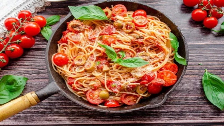 Bir dəqiqəyə makaronu necə bişirmək olar?