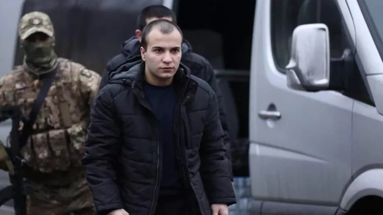 “Qanına narkotik yeridilib, aparırıq xəstəxanaya…” – Əsirlikdən qayıdan Aqşinin anası