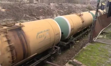 Sakinlər səksəkədə... Evdən dərhal köçmələri tələb edildi - VİDEO