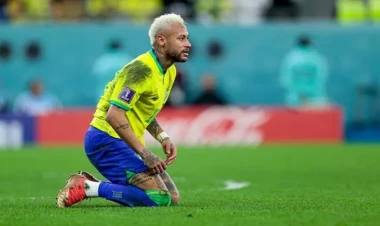 Neymar təzminat tələb edir