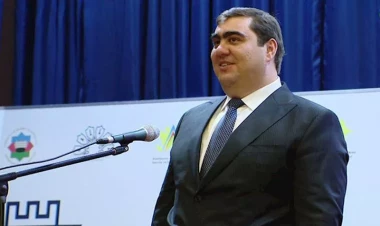 Sabiq deputat Seymur Talıbovu məhkəməyə verdi - SƏBƏB - FOTO