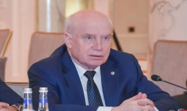 Sergey Lebedev İlham Əliyevə məktub ünvanladı