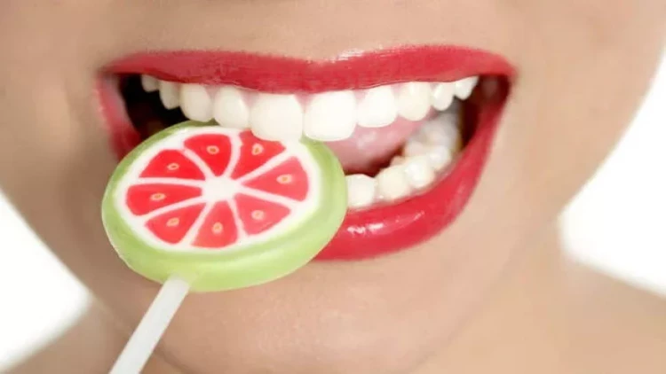 Dişlərə bu məhsullar ciddi zərər vurur