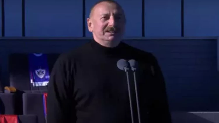 İlham Əliyev Xankəndidə alqışlarla qarşılandı - VİDEO